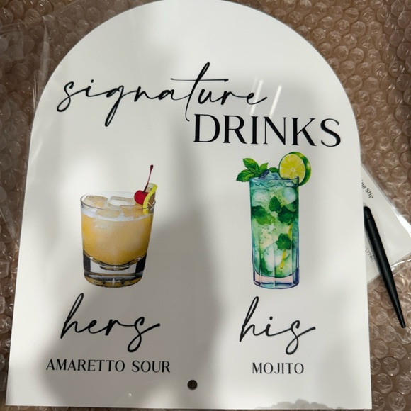 Acrylic Signature Drinks Sign - White and Black His and Hers - Picture 3 of 3